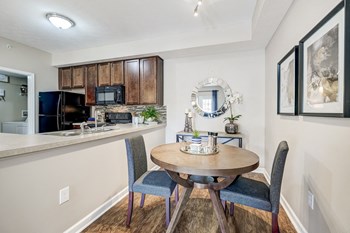 Interior - Photo Gallery 4