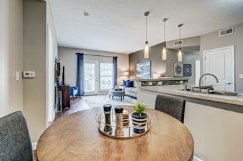 Interior - Photo Gallery 5