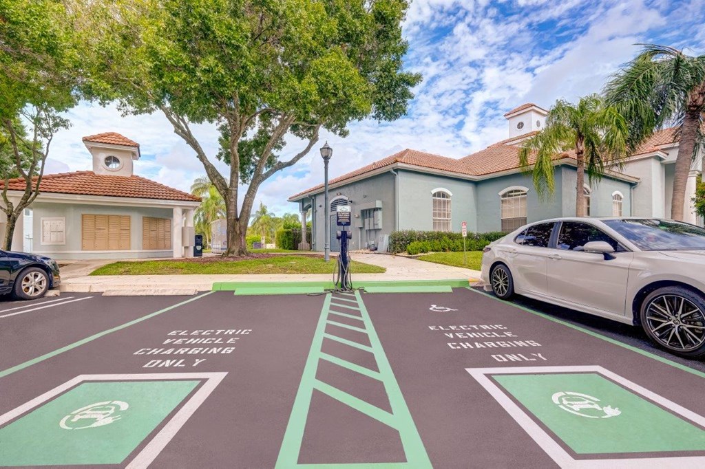 Royal St. George At The Villages Apartment Homes