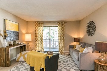 Livingroom - Photo Gallery 5