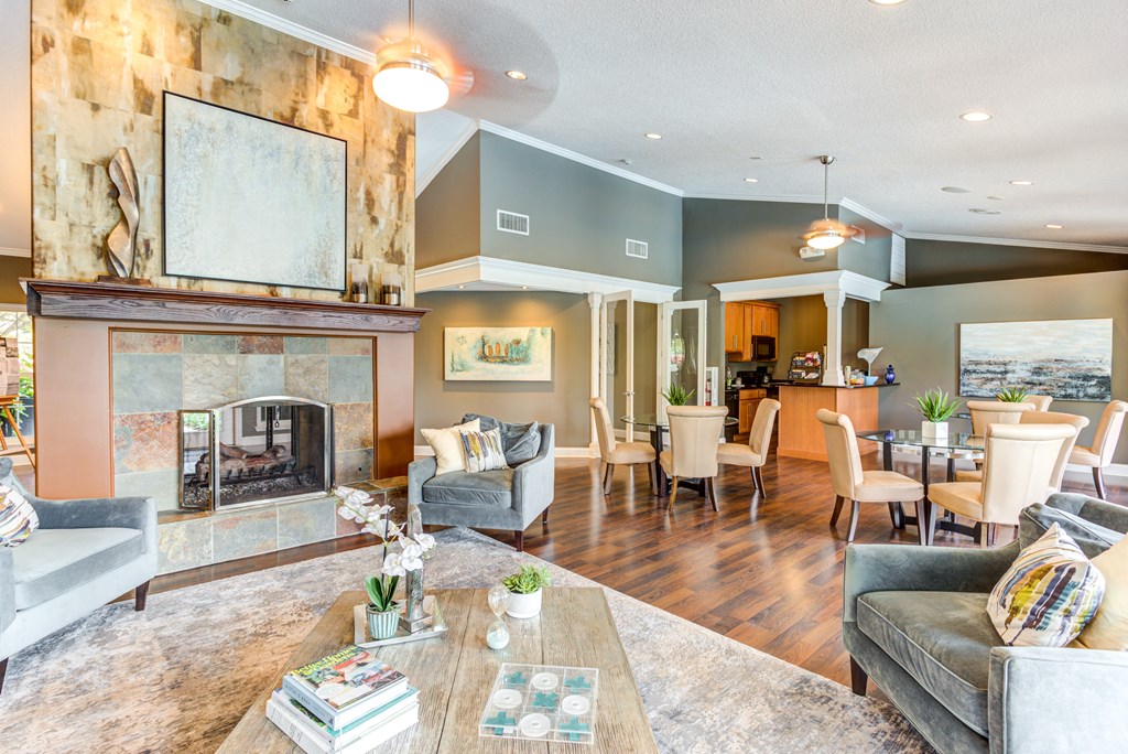 Clubhouse at The Lakes of Schaumburg Apartment Homes