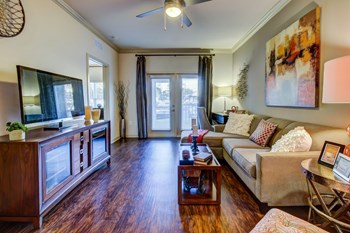 Livingroom - Photo Gallery 4
