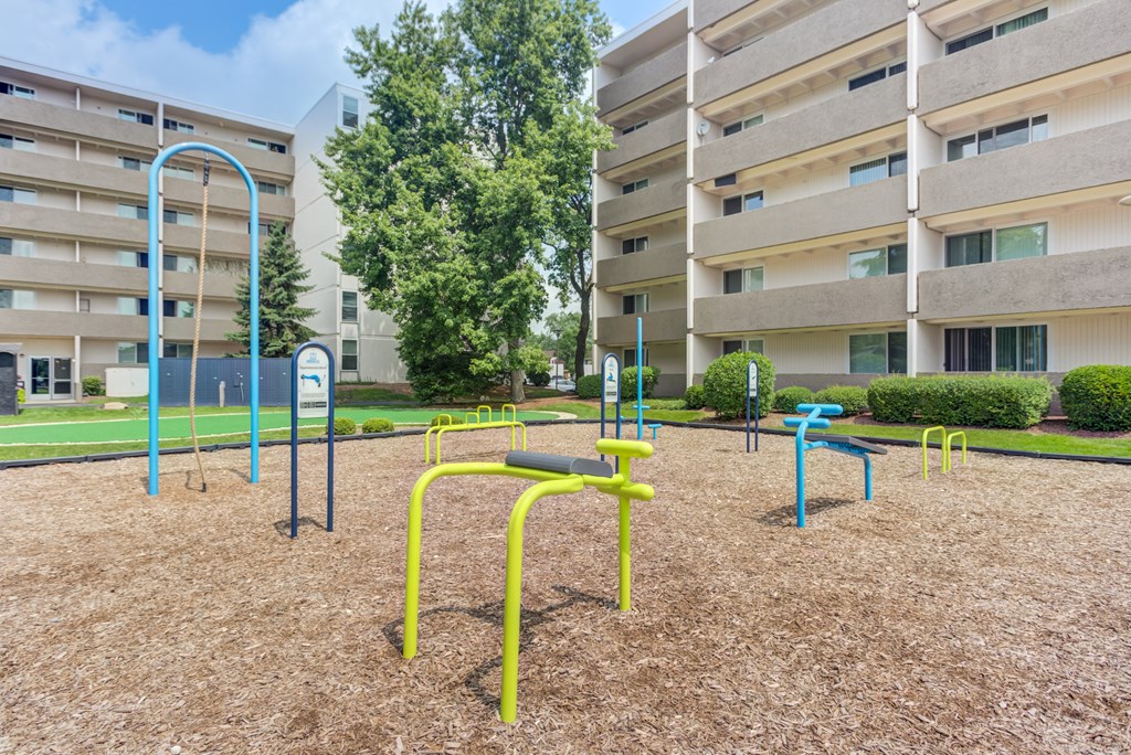 Outdoor Fitness Station