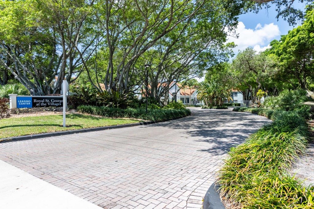 Royal St. George At The Villages Apartment Homes