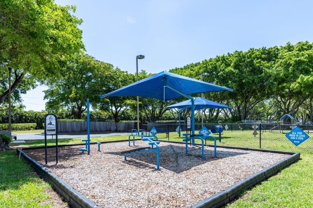 Royal St. George At The Villages Apartment Homes