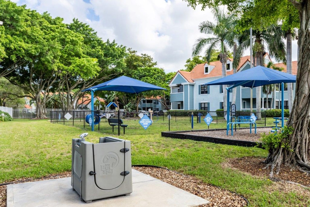 Royal St. George At The Villages Apartment Homes