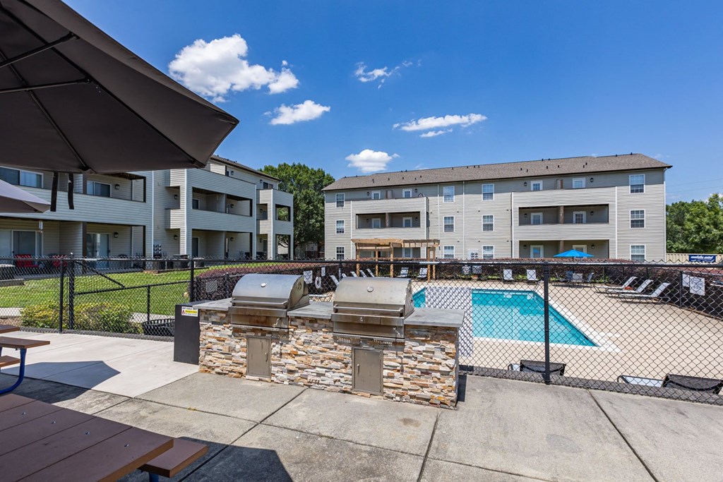 Grilling Station & Picnic Area