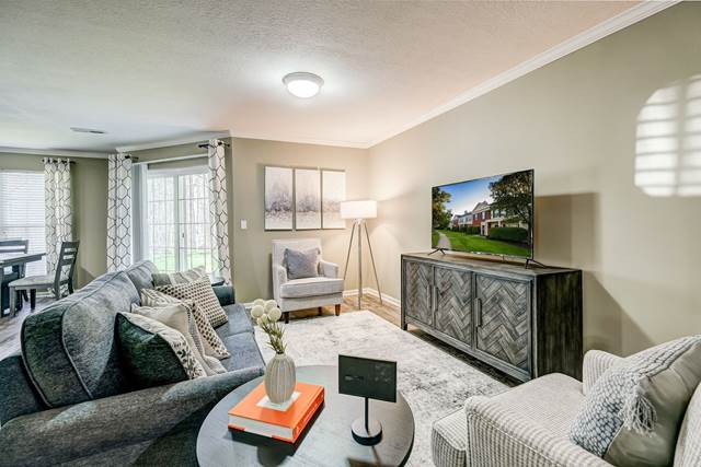 1-bedroom apartment at The Woods At Polaris Parkway Apartment Homes in Westerville, OH