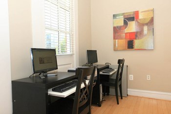 3631 Elder Oaks Blvd 1-3 Beds Apartment for Rent - Photo Gallery 4