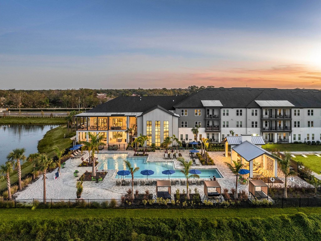 The Crossing At Palm Aire