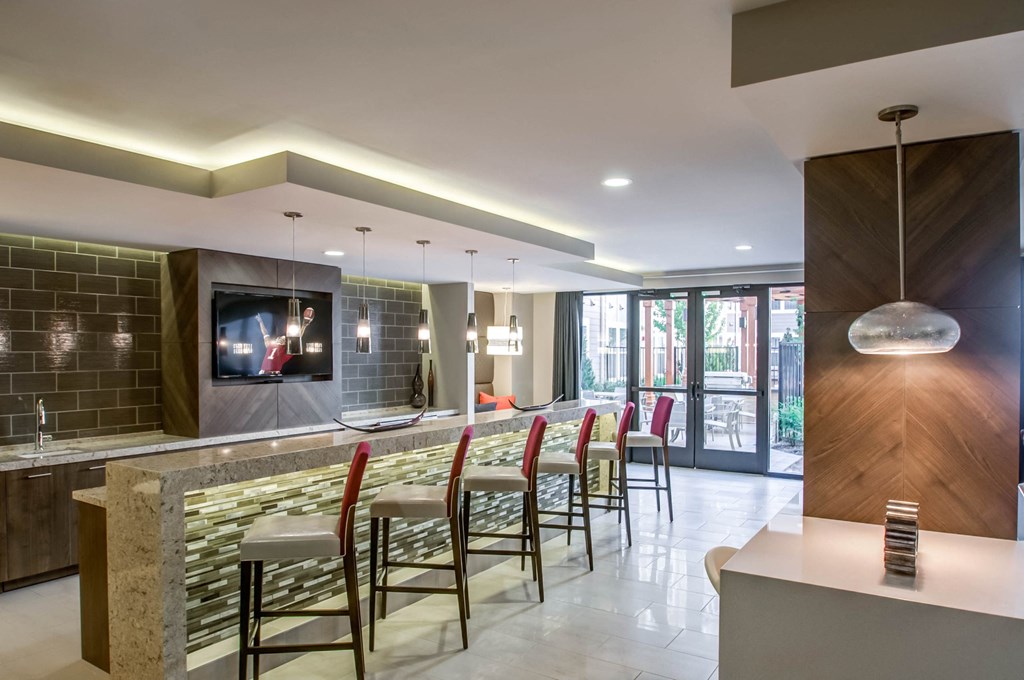 Monument Village At College Park