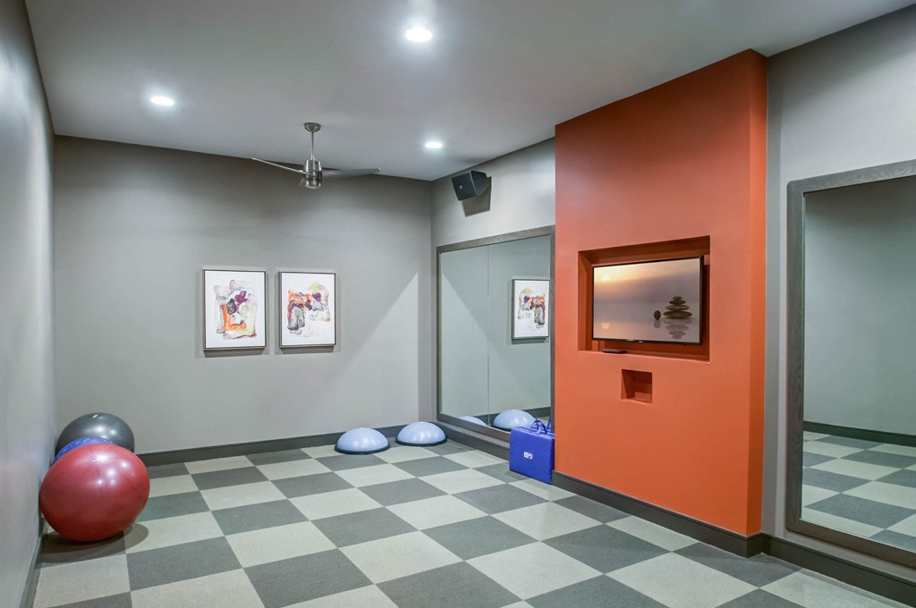 Monument Village At College Park