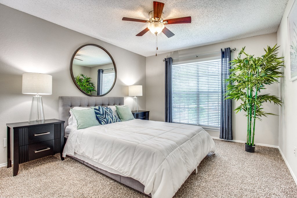 Huge bedrooms with large windows for ample lighting.