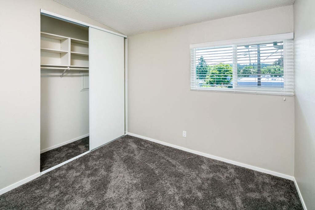 Bay Windows at 1038 on Second, Lafayette