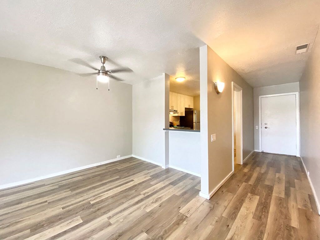 Wood-Style Flooring at 1038 on Second, California