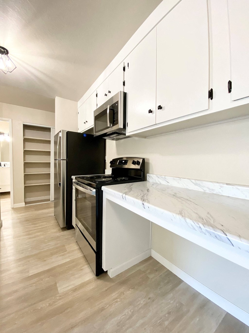 Electric Range In Kitchen at The Morgan, Lafayette, CA, 94549