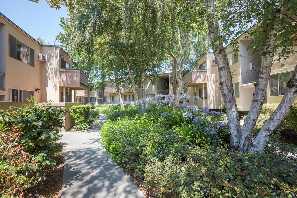 Green Space Walking Trails at The Glens, California, 95125