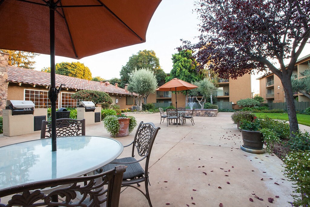 Outdoor Grill With Intimate Seating Area at The Monterey, San Jose, California