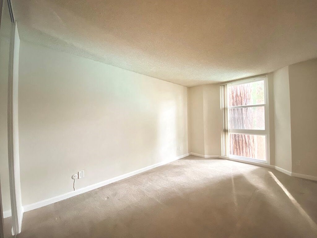 Castlewood Apartments