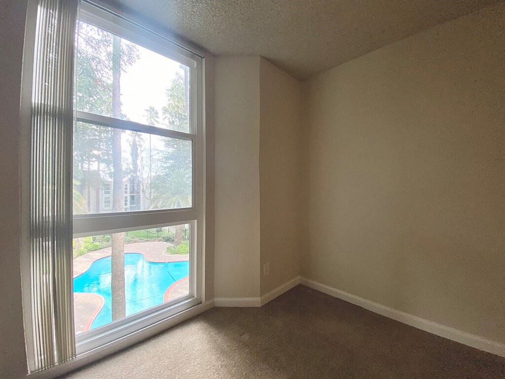 Castlewood Apartments