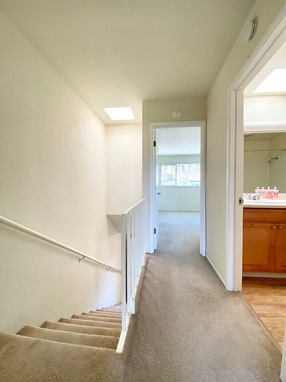 Diablo Pointe Apartments