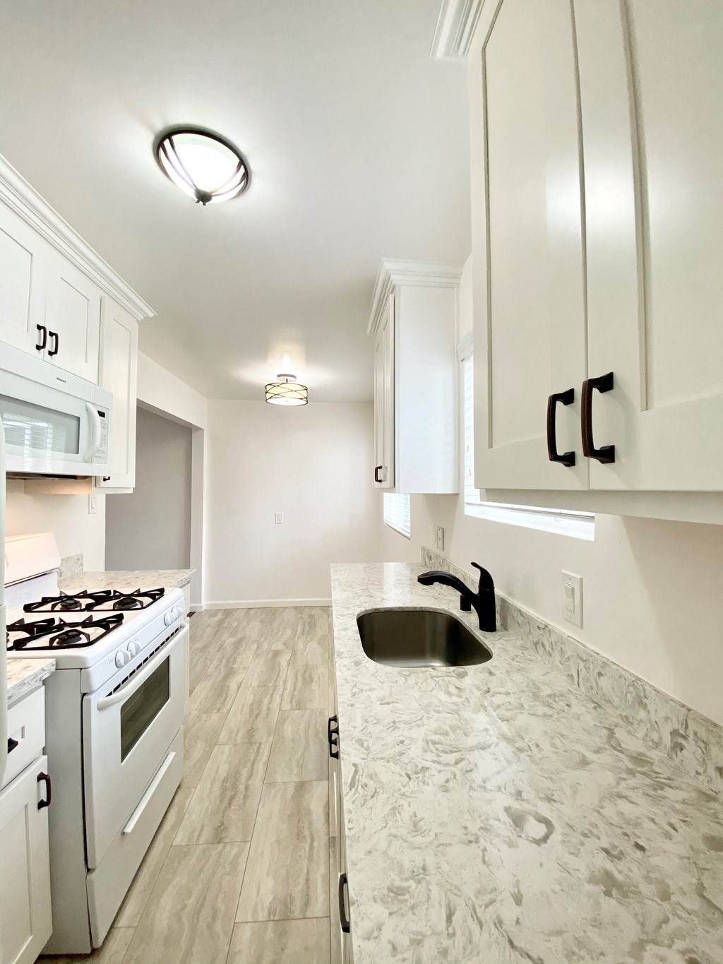 Granite Kitchen Worktops at Jefferson Street, California, 95050