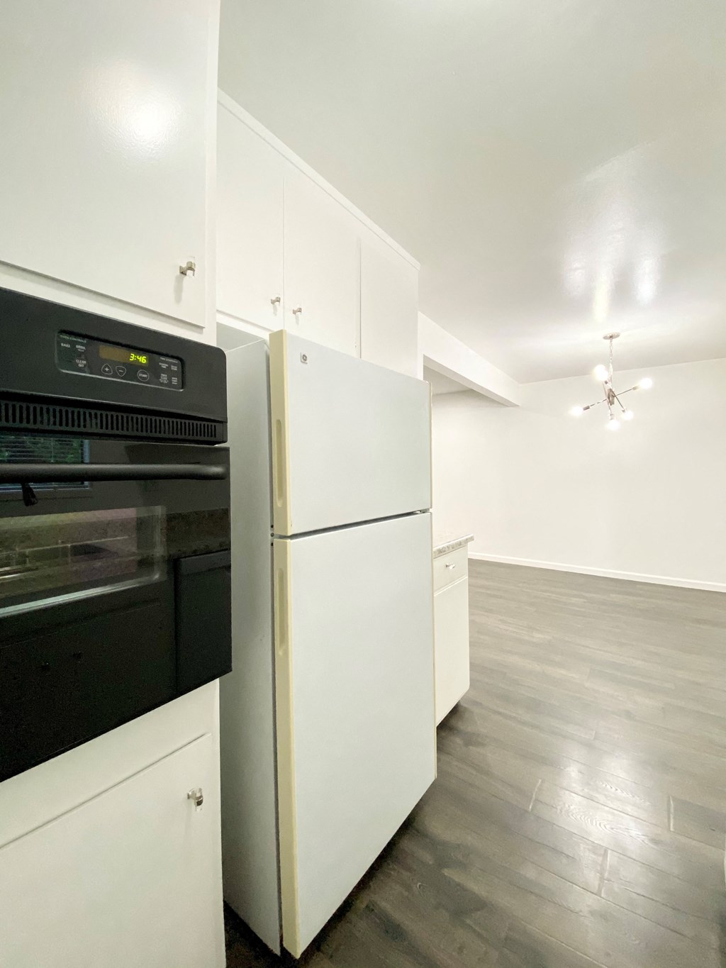 Kitchen Appliances at 2120 Valerga Drive Belmont, Belmont, 94002