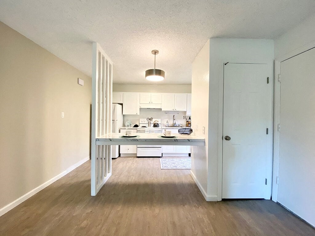 Modern Kitchen at Valley West, San Jose