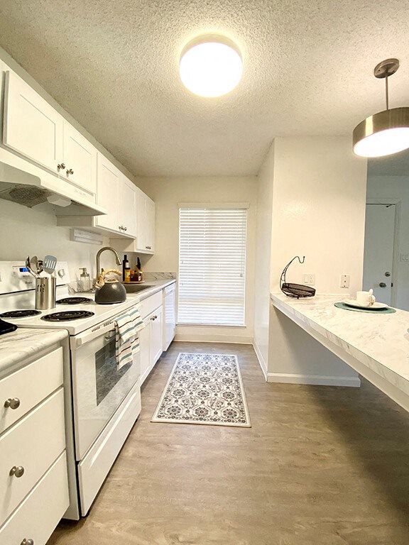 Valley West Apartments
