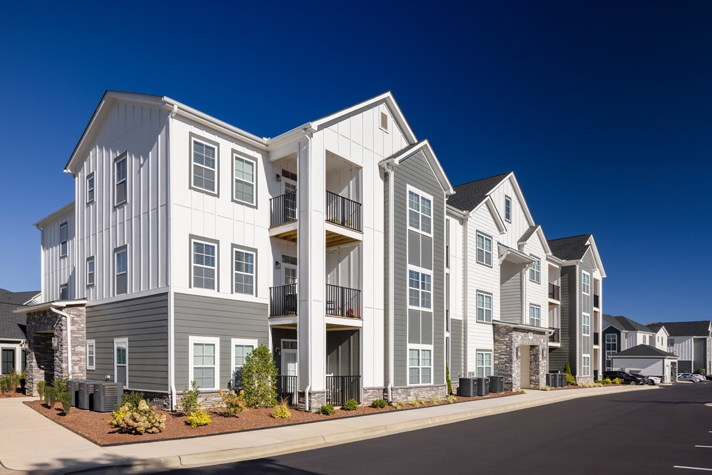 Property Building Exterior at 198 Milltown Apartments, North Carolina, 27215