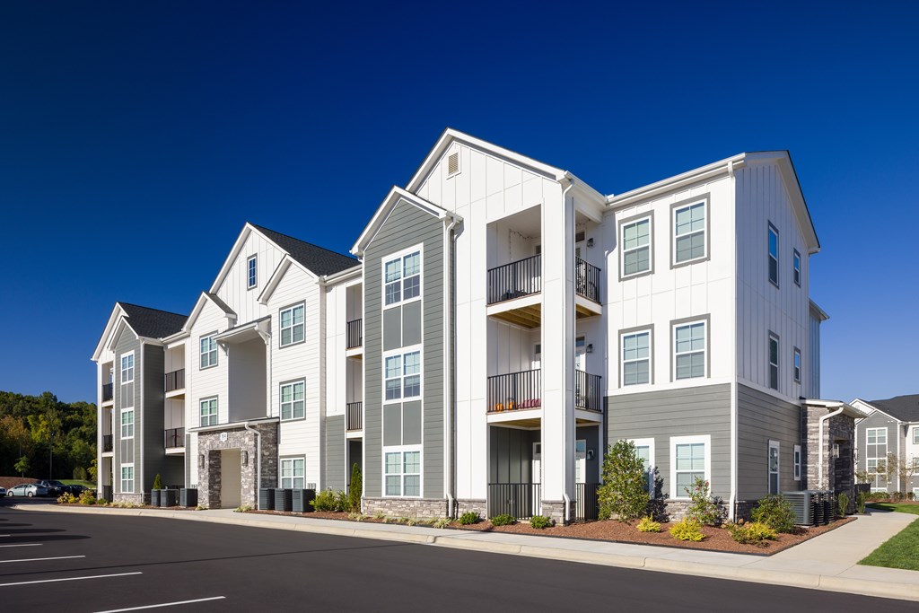 Property Building Exterior at 198 Milltown Apartments, North Carolina, 27215
