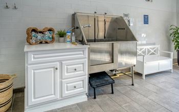 Pet Wash Center at Terraces at Town Center, Jacksonville, FL