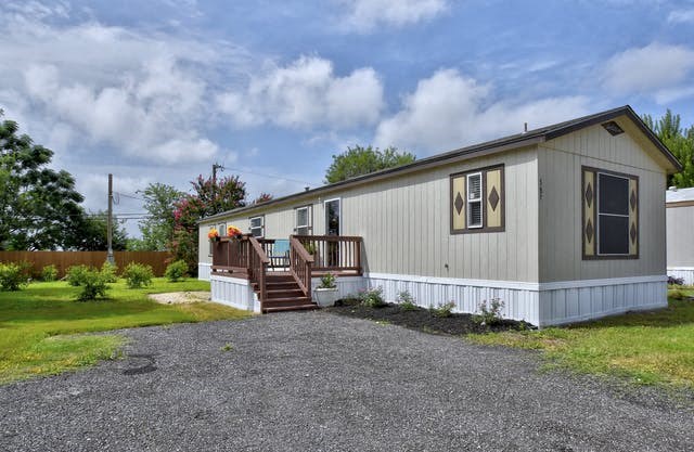 Exterior Landscape at Valley Ridge, San Antonio, TX, 78242