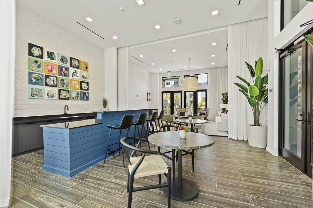 Bright Lounge Area at Azalea Luxury Apartments, Tampa, FL, 33619