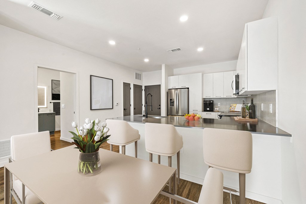 Dinning Area with Kitchen View at Azalea Luxury Apartments, Luxury Apartments Tampa at Azalea, Florida