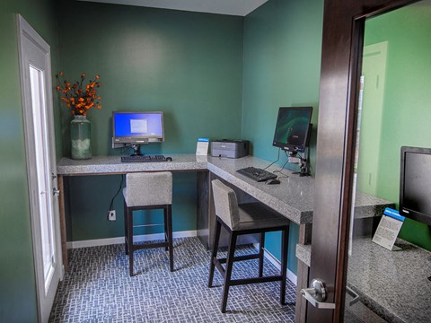 Resident business center at The Villas at Bailey Ranch Apartments, Oklahoma, 74055