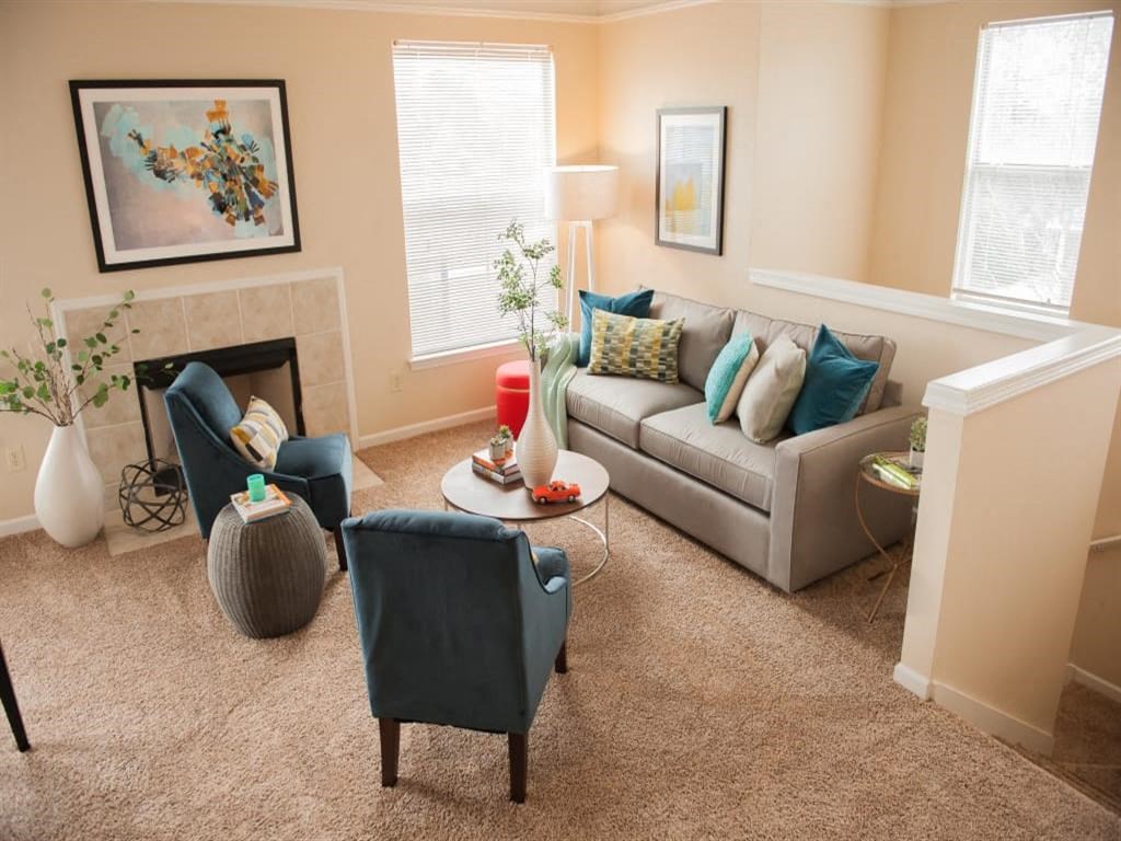 Living room carpeting at Waterford Place Apartments, Apartments in Memphis TN