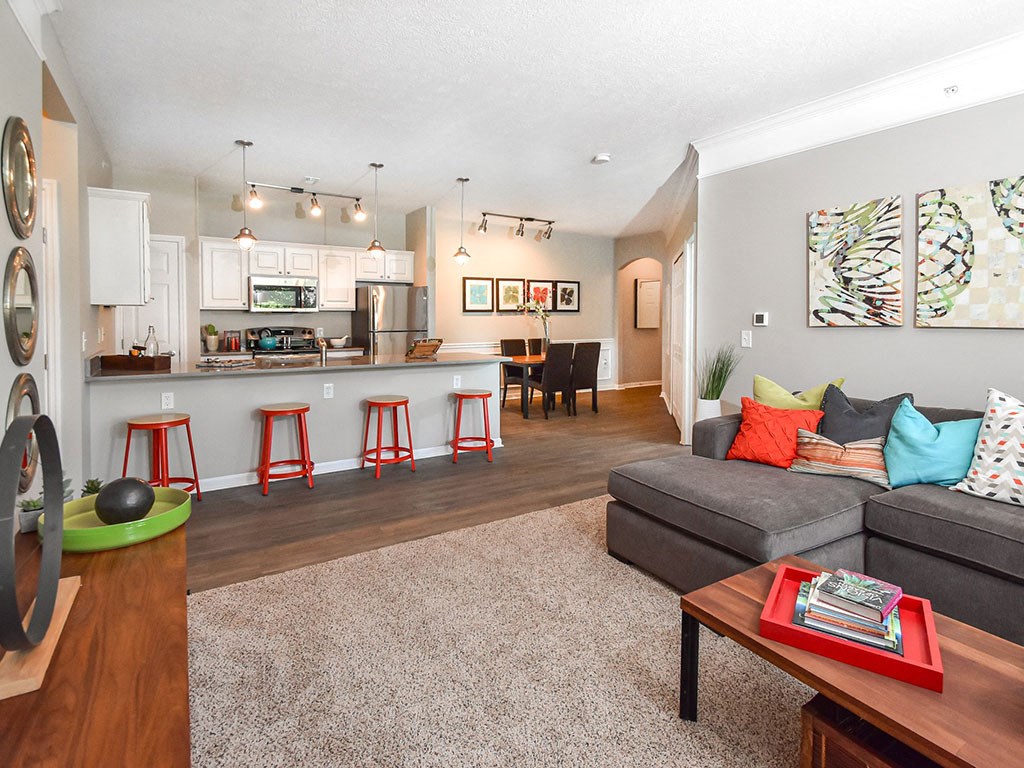 Living room at Central Park Apartments in Worthington, Columbus, OH