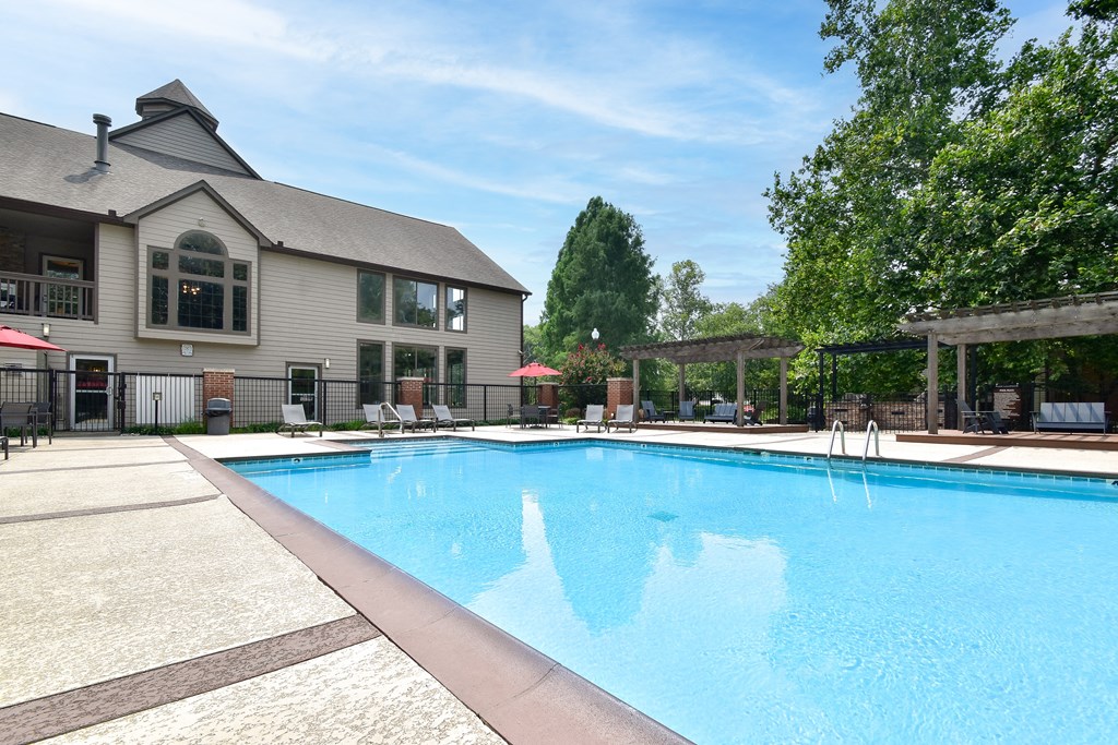 Swimming pool at Park Laureate Apartments, Louisville, KY, 40220