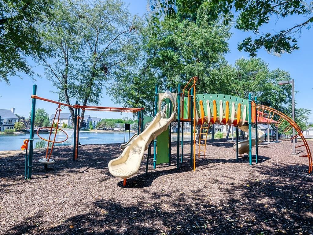 Waterchase Apartments, 3100 Waterchase Way SW, Wyoming, MI RentCafe