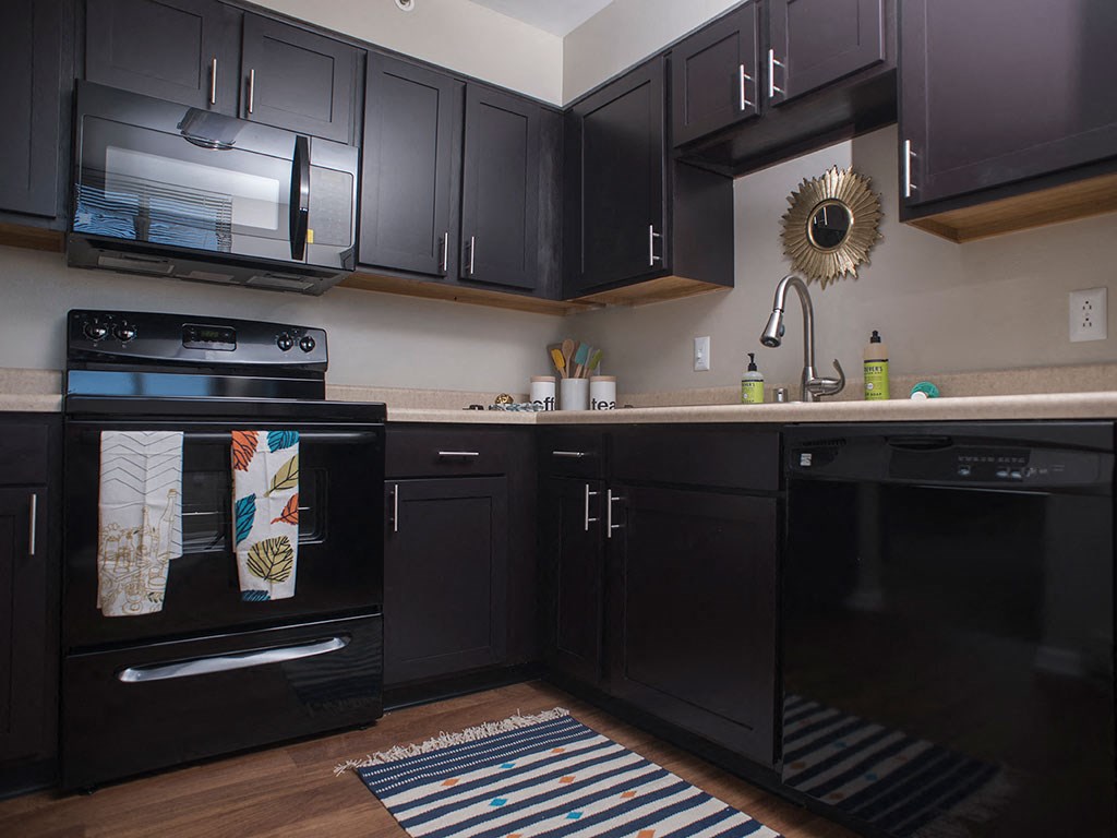 Stainless Steel Appliances at Crescent Centre Apartments, Louisville, KY
