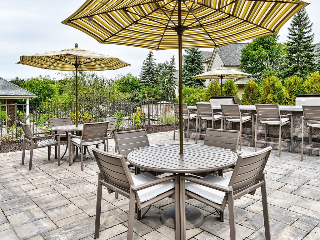 Outdoor sitting area at The Villas at Main Street, Ann Arbor, MI