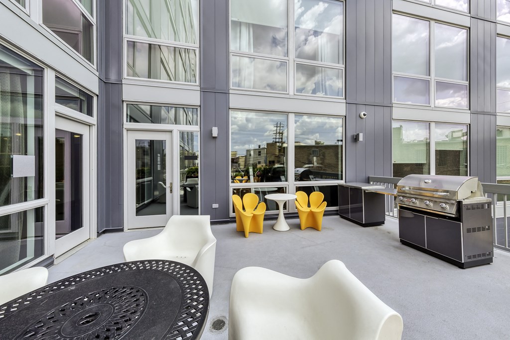 Outdoor Lounge at Noca Blu, Chicago, IL