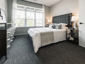 Bedroom Bedroomat Velo Village Apartments, Franklin, Wisconsin - Photo Gallery 5