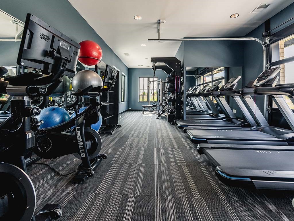 Gymat Velo Village Apartments, Franklin, 53132