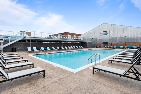 the pool at the resort at governors island