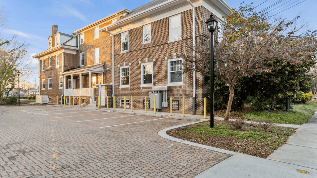 the building in which the apartment is located