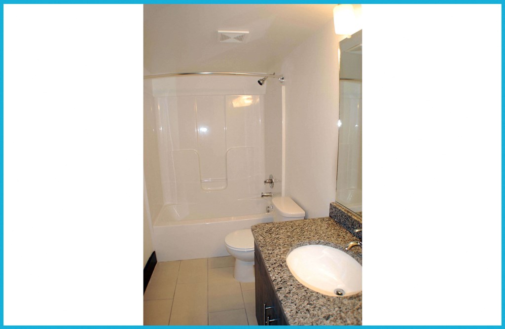 The Jewell Building Bathroom