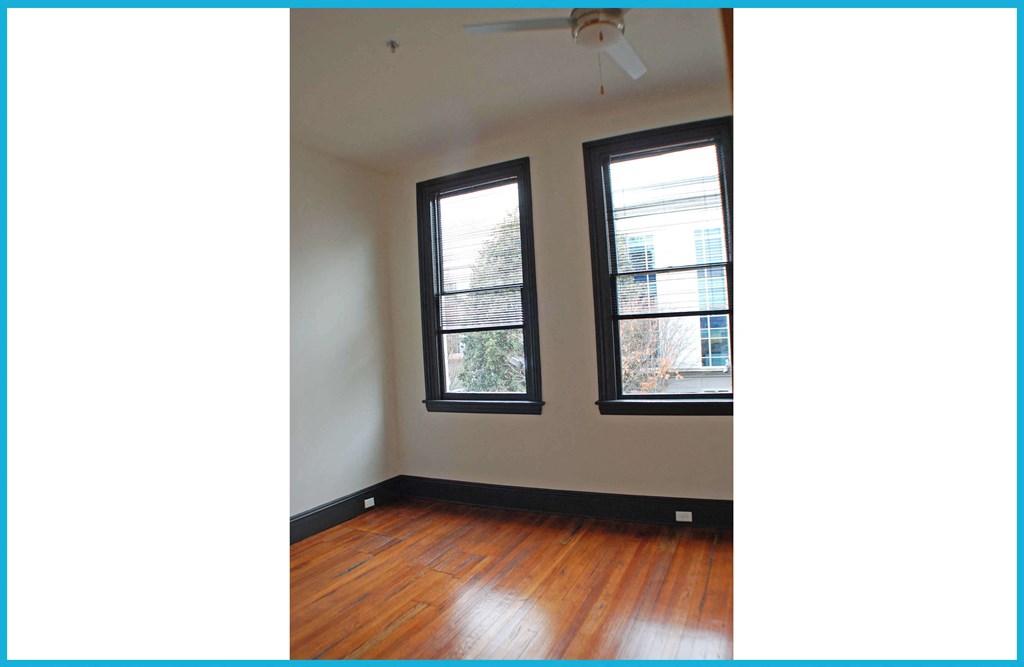 The Jewell Building Bedroom