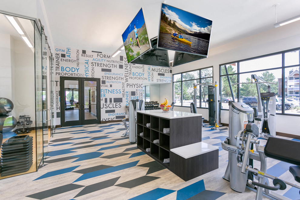 Fitness Center at Apres Apartments in Aurora, CO